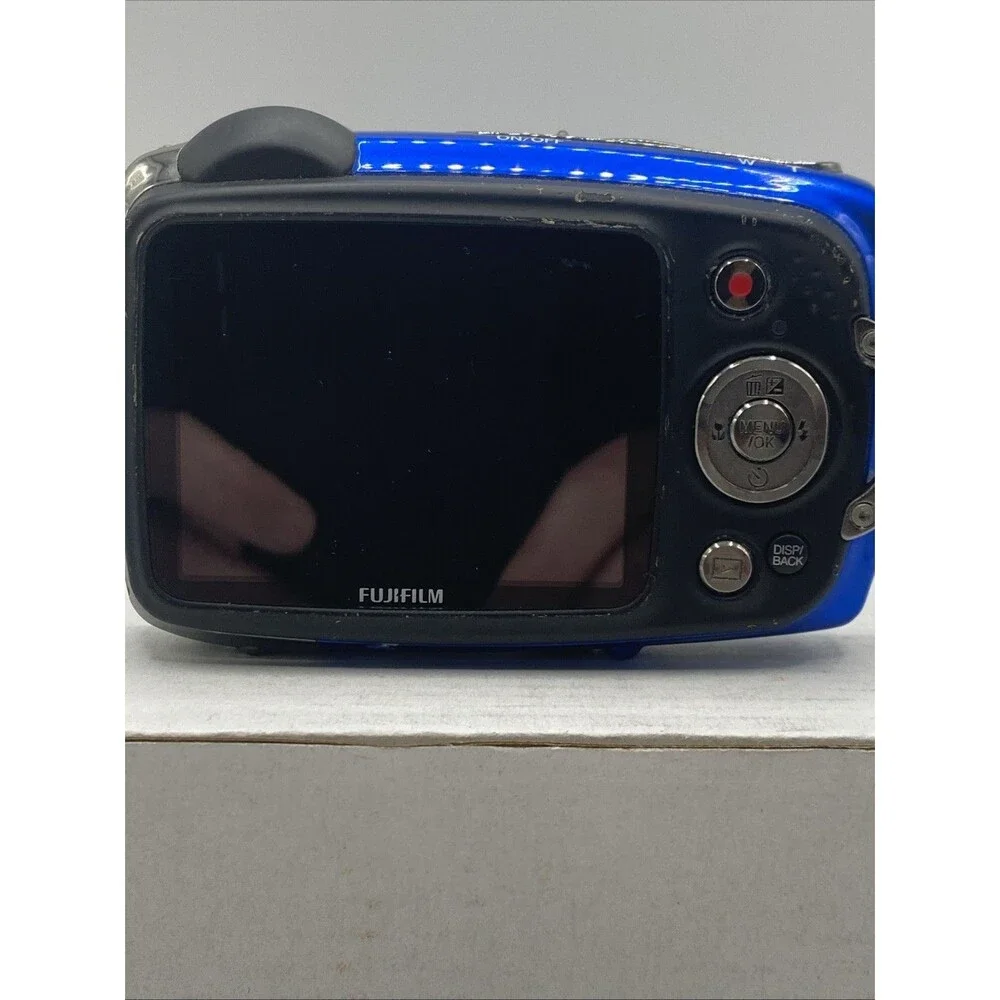 Fujifilm FinePix XP20 Digital Camera Waterproof Blue NOT WORKING AS-IS